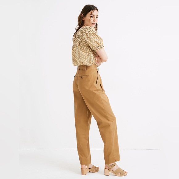 ❌SOLD❌Madewell Corwin Pleated Straight Pants - Distant Sand - 6 - Picture 3 of 8